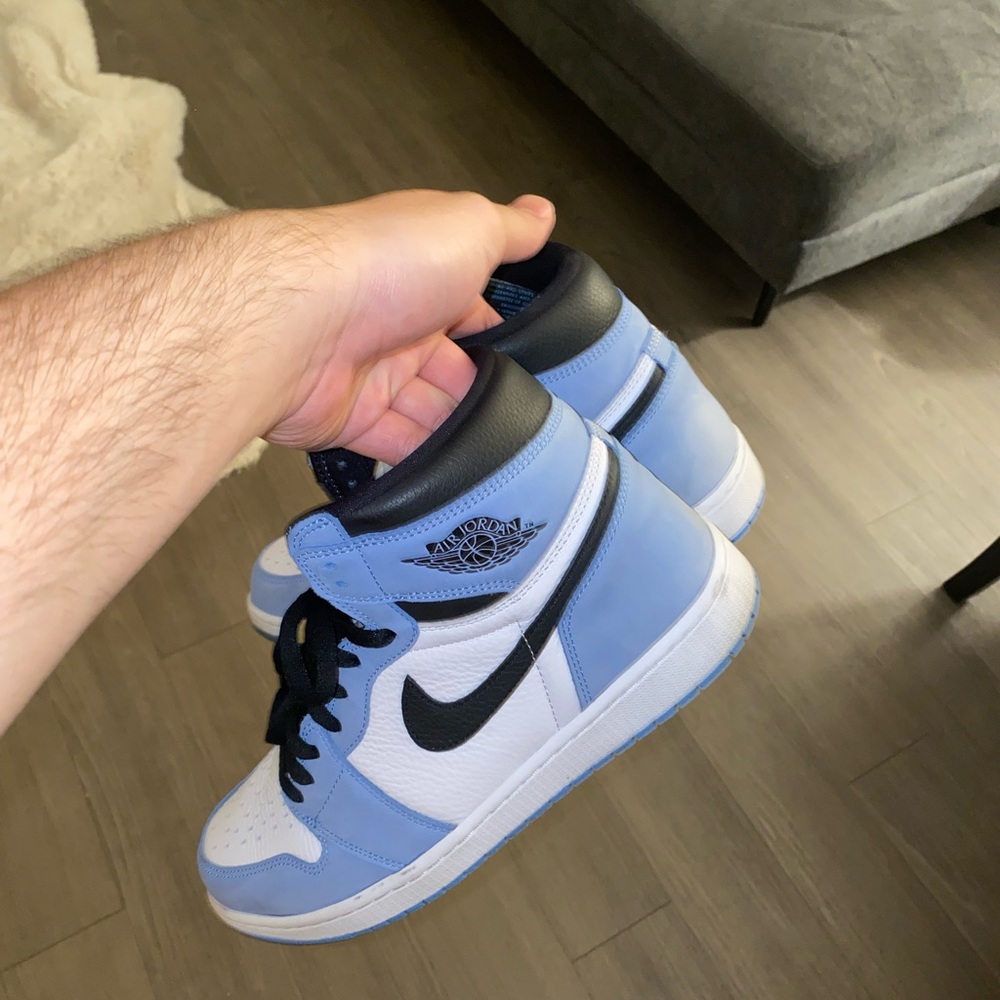 Air jordan university 1’s size 12